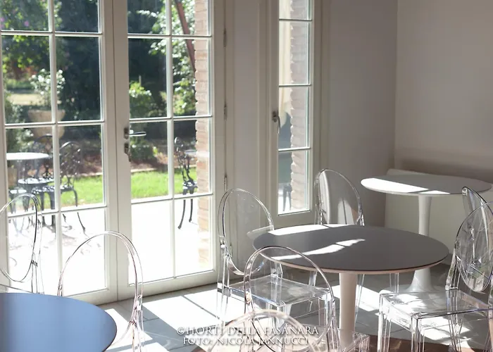 德拉法萨纳拉酒店 费拉拉