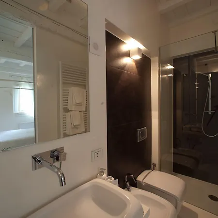 德拉法萨纳拉酒店 乡村民宿 费拉拉