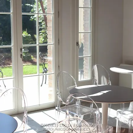 德拉法萨纳拉酒店 费拉拉