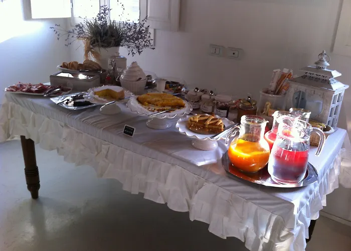 Horti Della Fasanara Kır Evi *